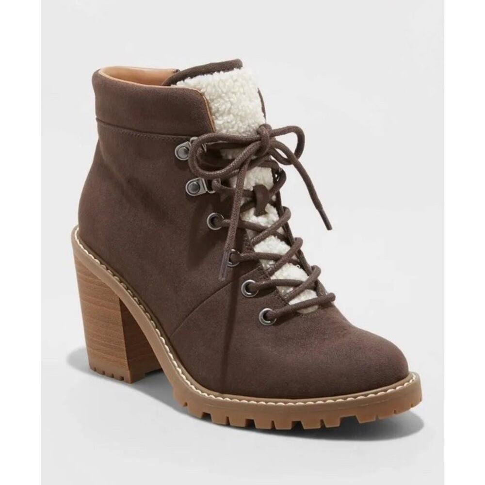 Universal Thread Women’s Gray Tipper Heeled Hiking Boots US 6.5 Brown
